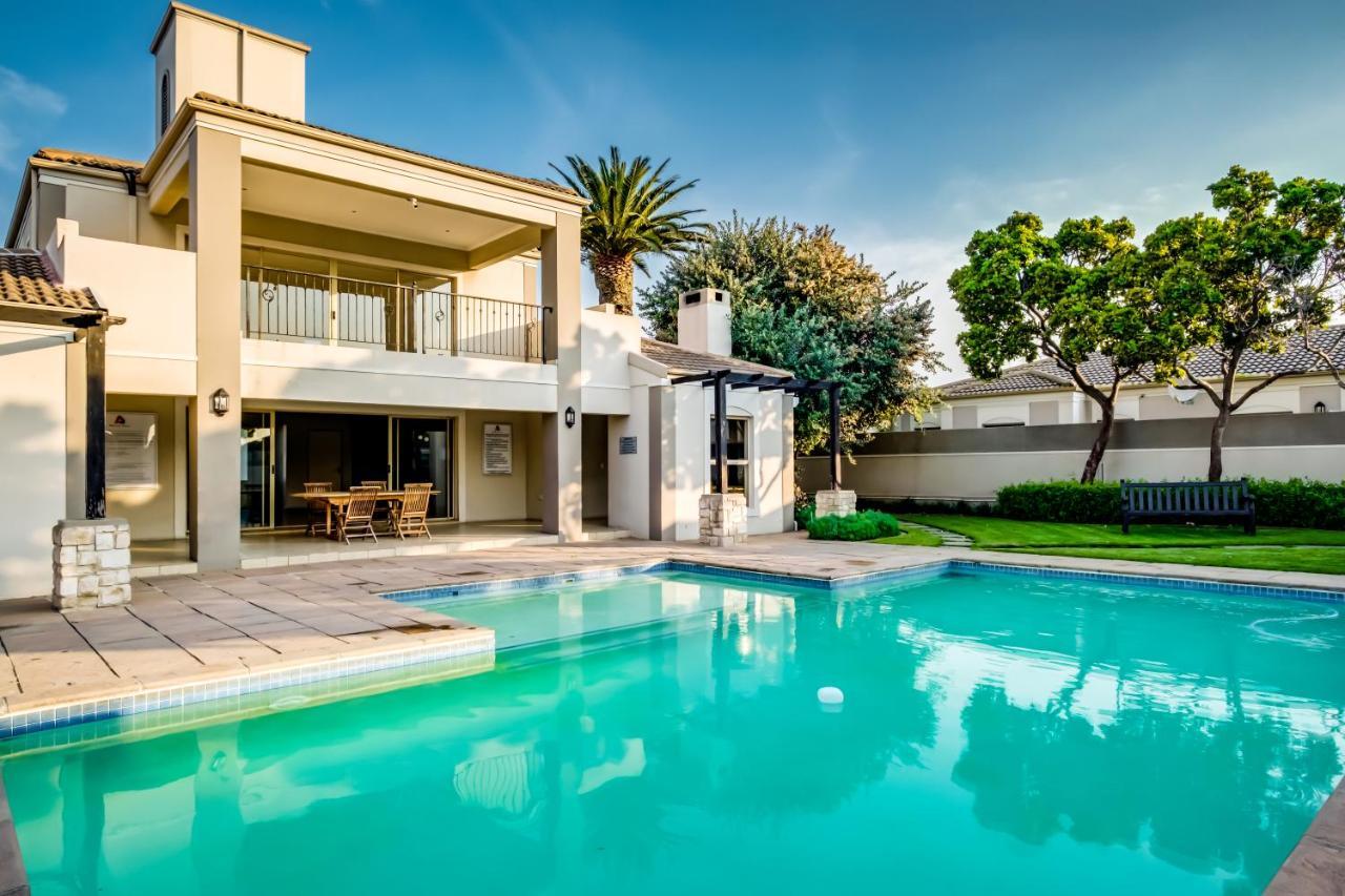 Bougain Premier Apartment *